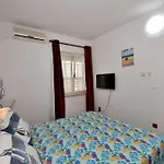 Daire Nada Fažana
