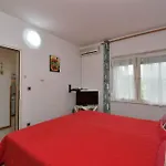 Nada *