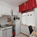 Daire Nada Fažana
