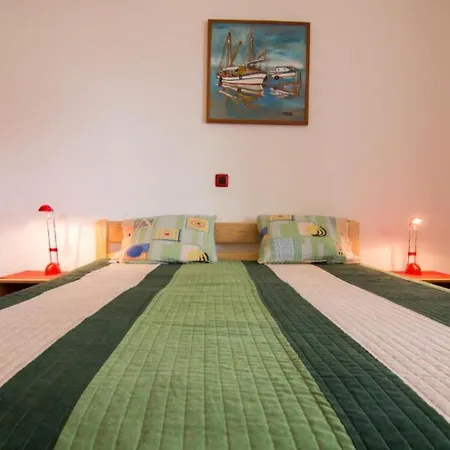 Nada - With Private Pool Apartment