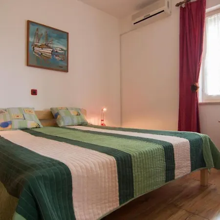Nada - With Private Pool * Fazana