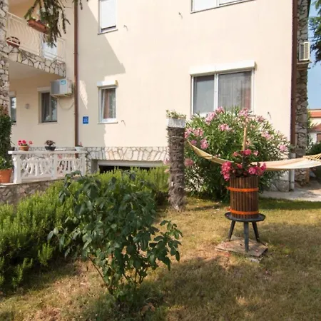 Apartment Nada *