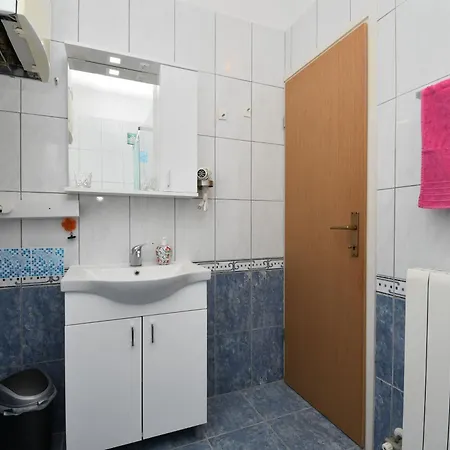 Nada Appartement Fažana