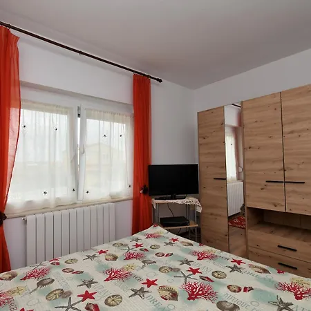 Nada - With Private Pool Apartament